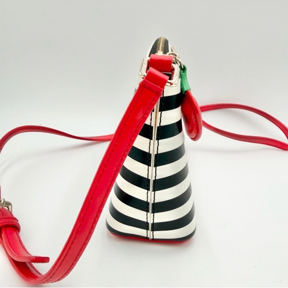 Kate Spade “Extra Spicy” Novelty Millie Crossbody Bag EUC - Picture 2 of 8